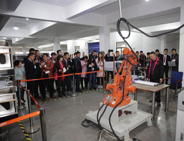 攜手并進，共創共贏——熱烈歡迎科恩陜西經銷商團隊到廠參觀學習