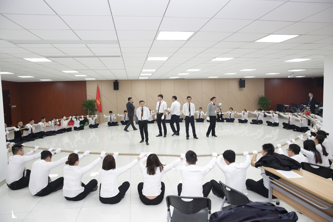 八年磨礪，劍指17——科恩電器2017年誓師大會隆重舉行