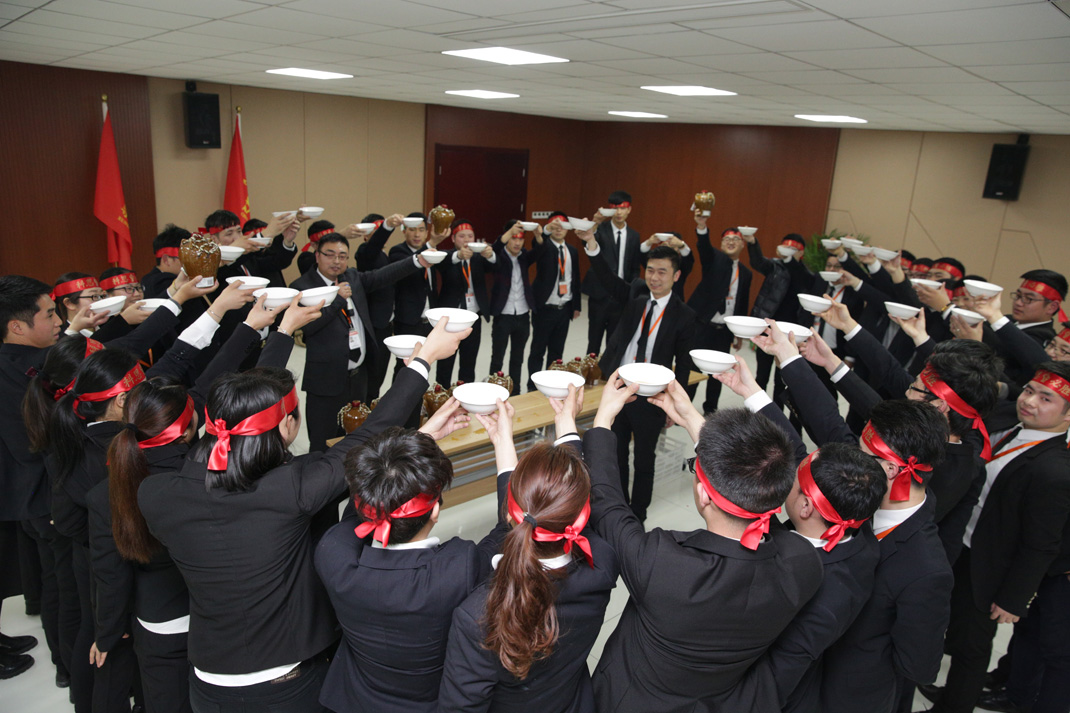 八年磨礪，劍指17——科恩電器2017年誓師大會隆重舉行