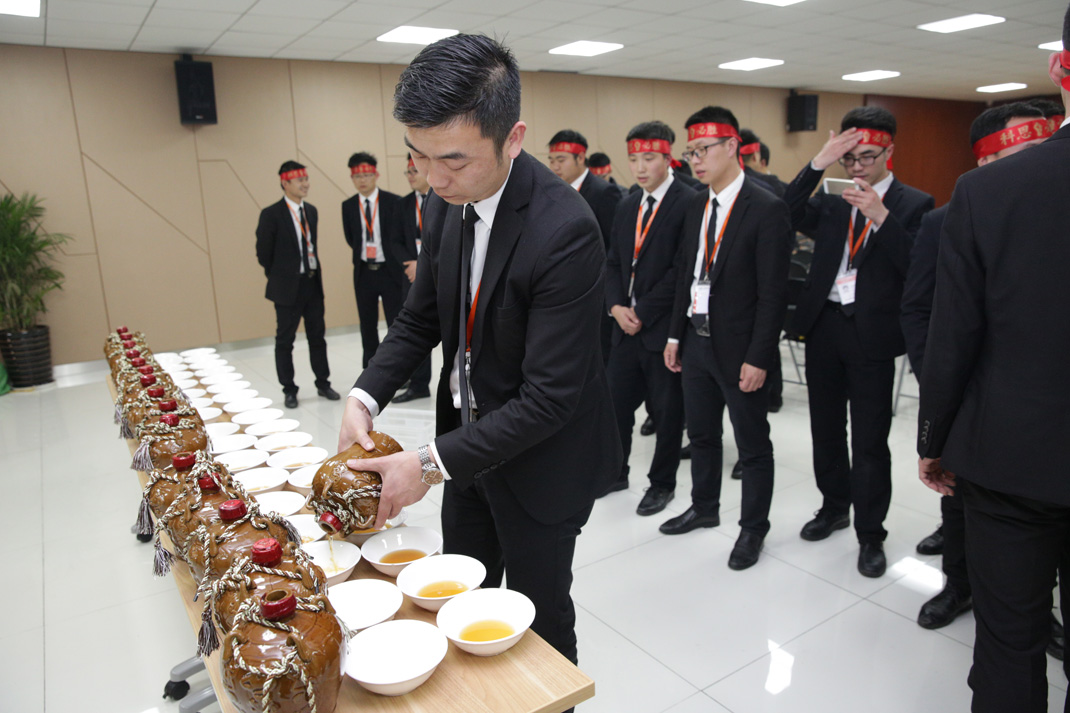 八年磨礪，劍指17——科恩電器2017年誓師大會隆重舉行